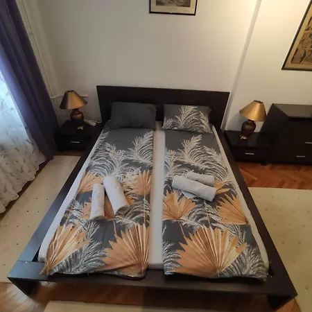 Apartment Demei *